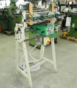 MASINA DE FREZAT IN COADA DE RANDUNICA OMEC - Italia, cod sh 869
